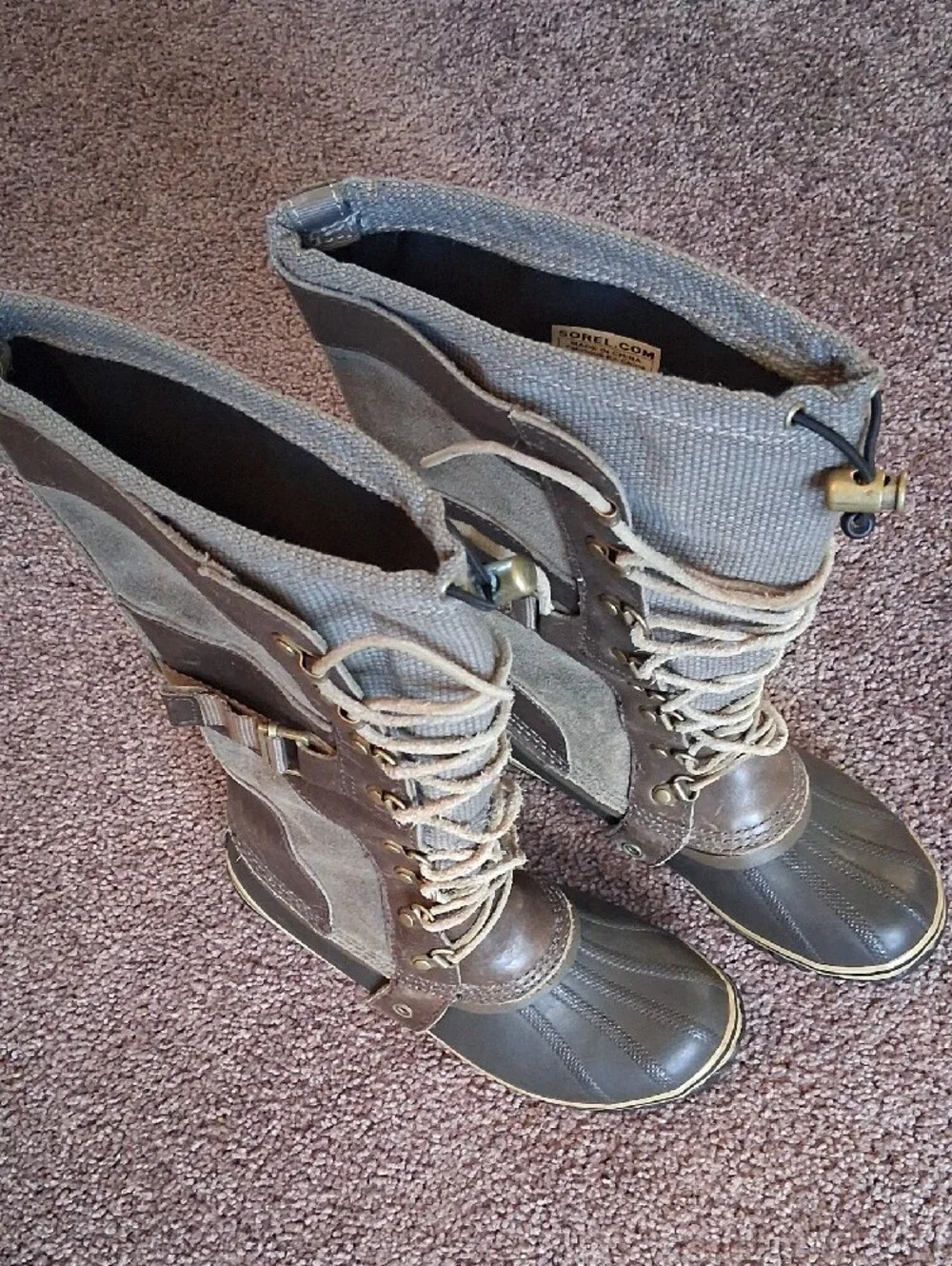 Sorel Conquest Carly Brown Gray Tall Lace-Up Waterproof Winter Boots